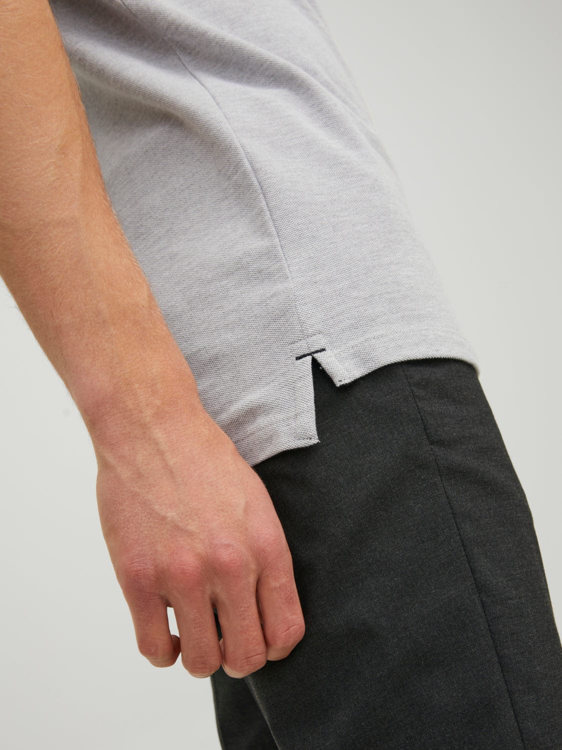 Polo básico de manga corta gris JJEPAULOS POLO SS NOOS